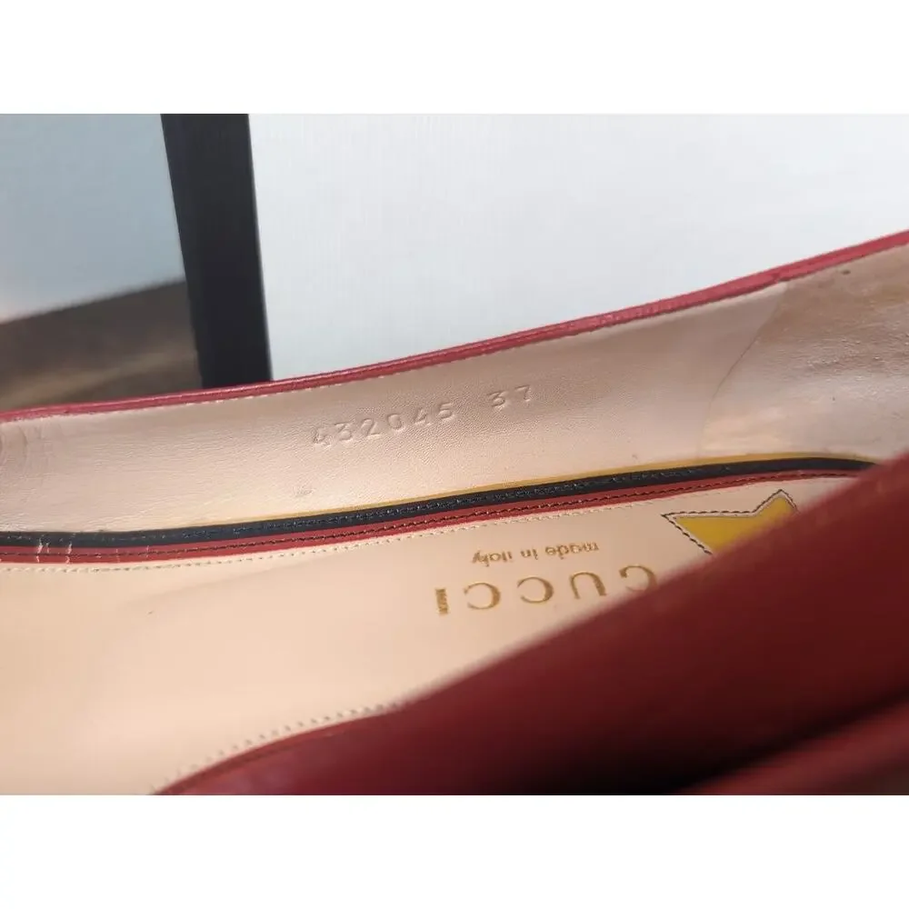 Gucci womens red